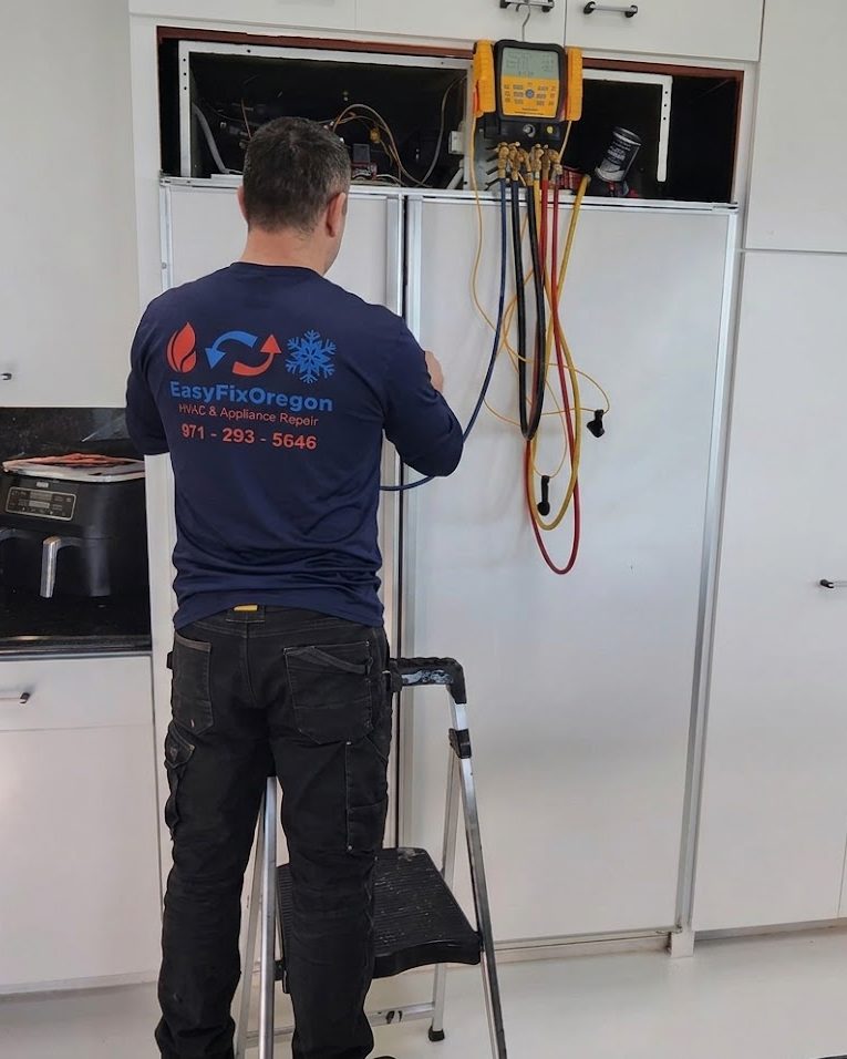 EasyFixOregon technician at work